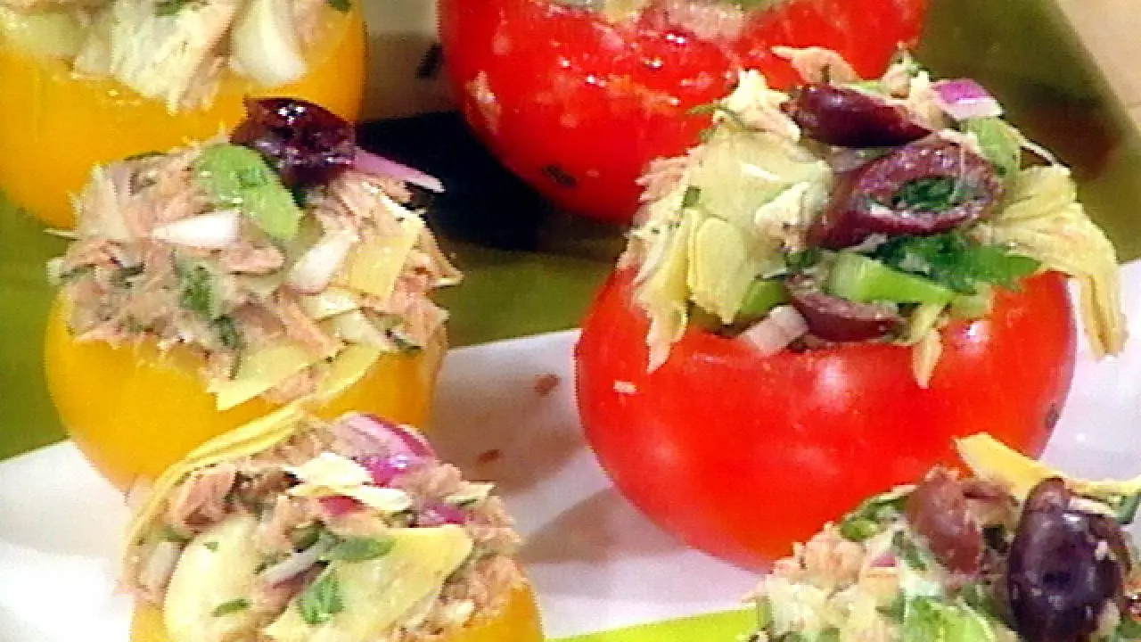 Stuffed Tomatoes With Tuna