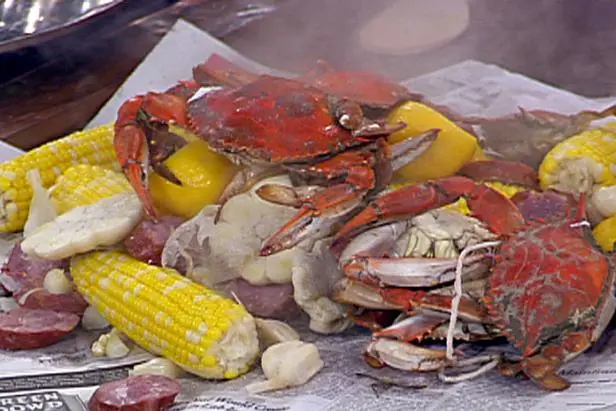 Whole Blue Crabs New Orleans-style Recipe | Food Network