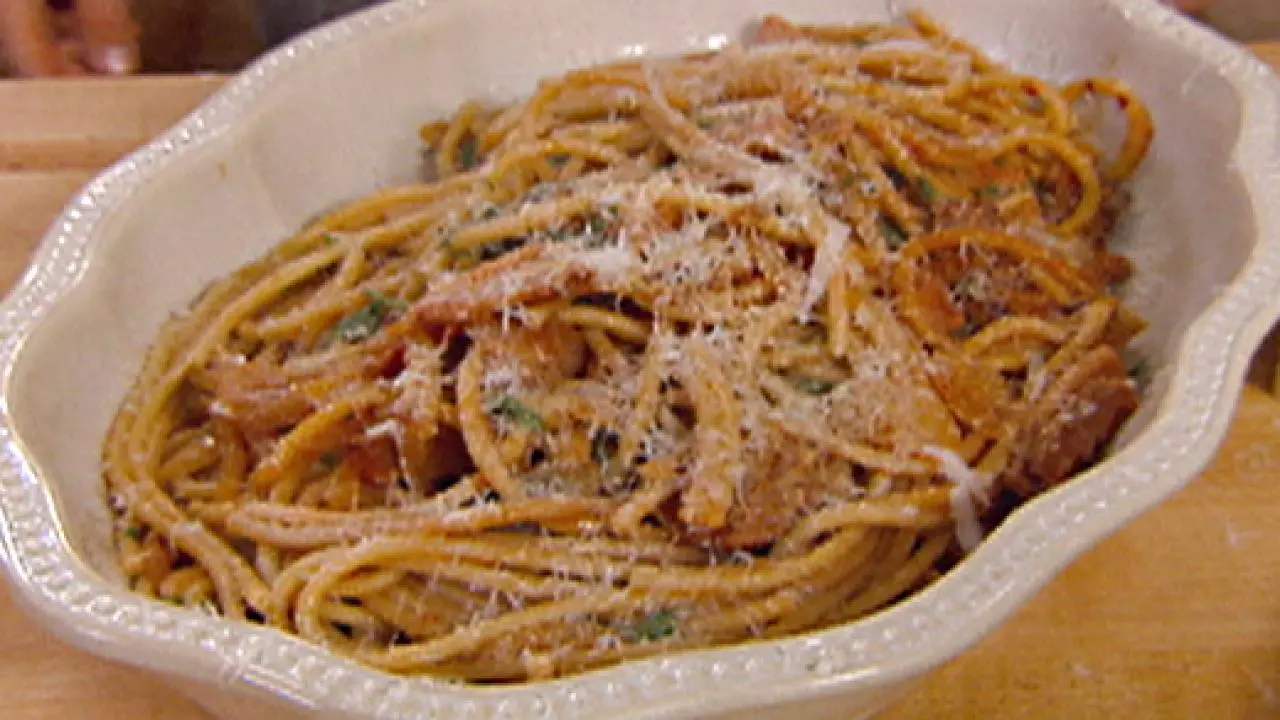 Bucatini With a Hearty Sauce