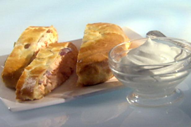 Salmon Wellington image