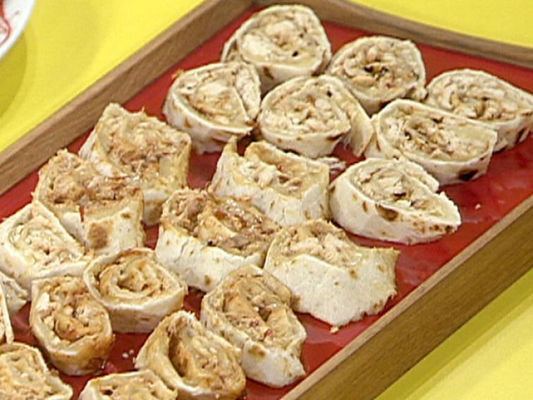 Chicken Quesadilla Pinwheels Recipe Rachael Ray Food Network