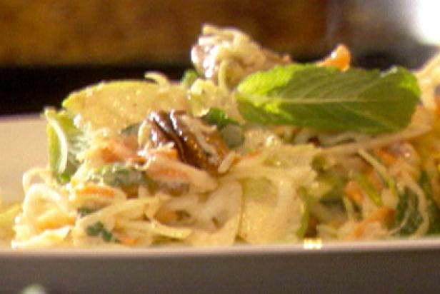 Cole Slaw with Pecans and Spicy Dressing