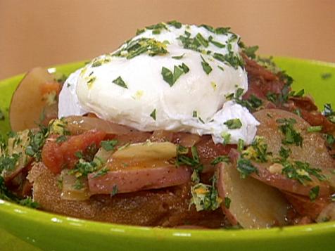 Poached Eggs in Chorizo-Tomato Stew with Garlic Croutons