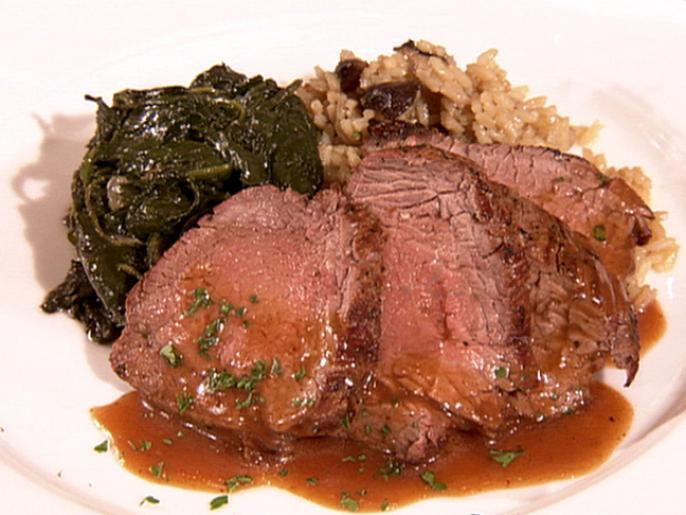 Pan Roasted Filet Mignon With Rum Red Chile Sauce Recipe Bobby Flay Food Network 