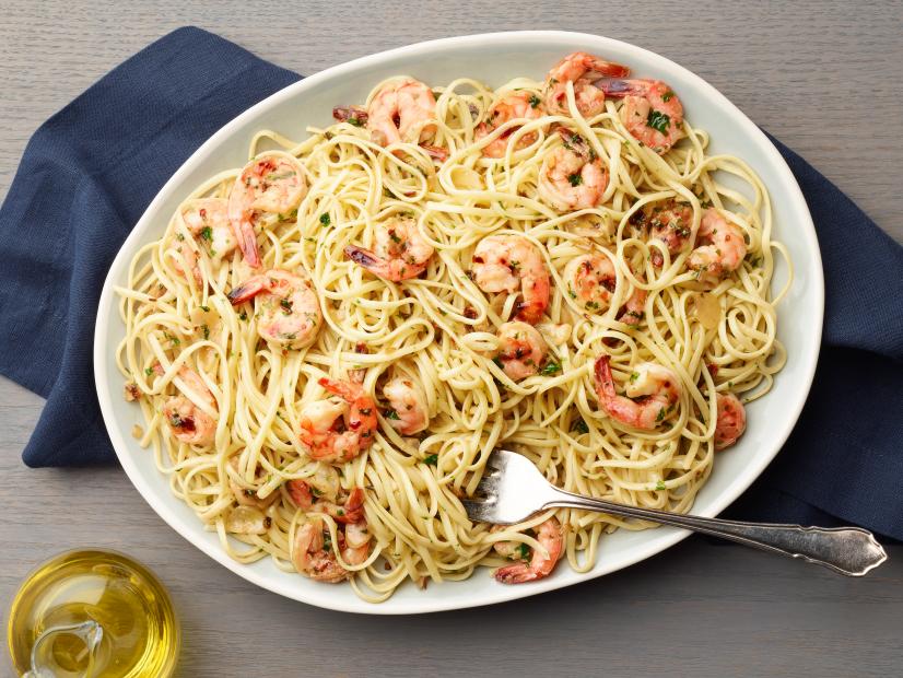Tyler Florence's Shrimp Scampi with Linguini for the Ultimate Shrimp Scampi episode of Tyler's Ultimate, as seen on Food Network.