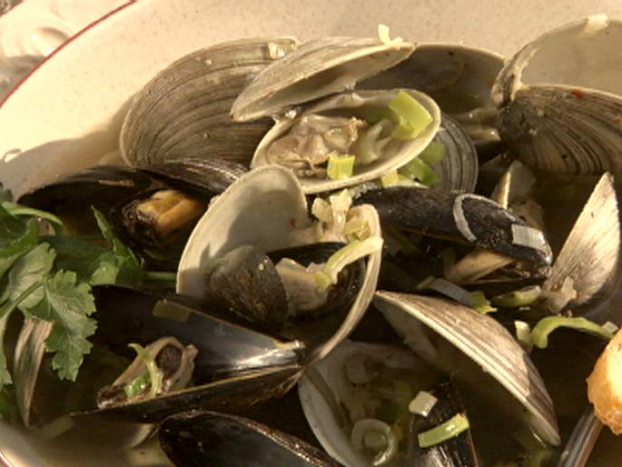Steamers Recipe Sandra Lee Food Network