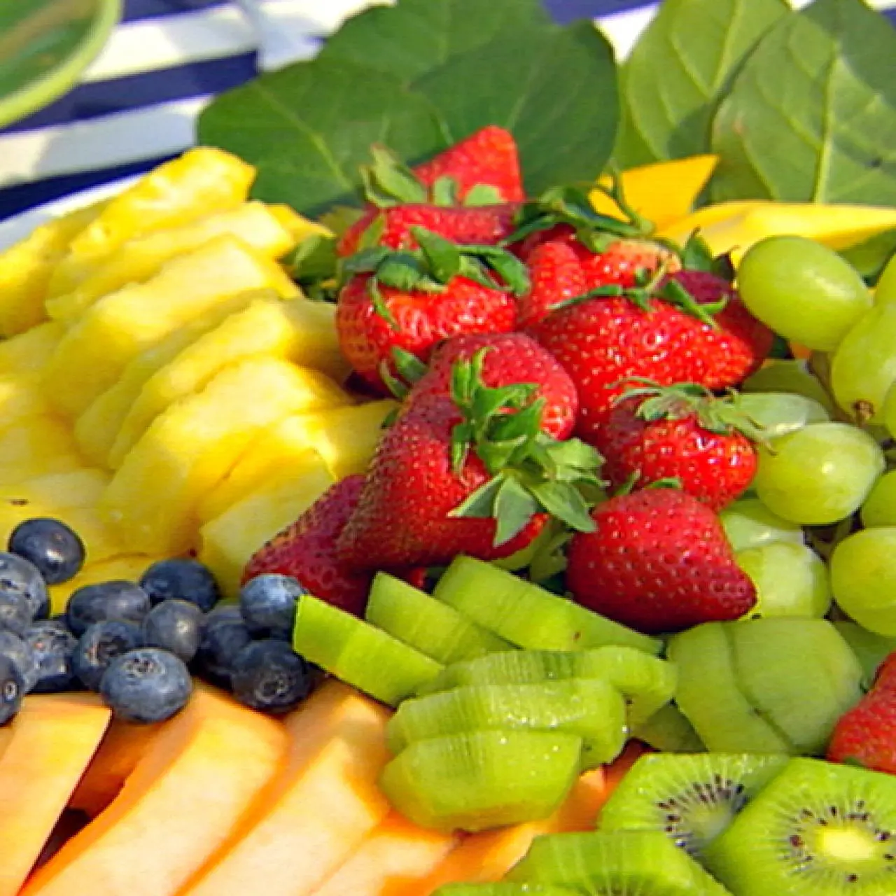 Fresh fruit platter sales