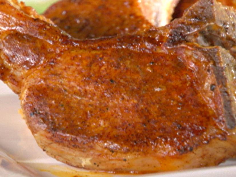 Chili Rubbed BBQ Pork Chops Recipe Sandra Lee Food Network