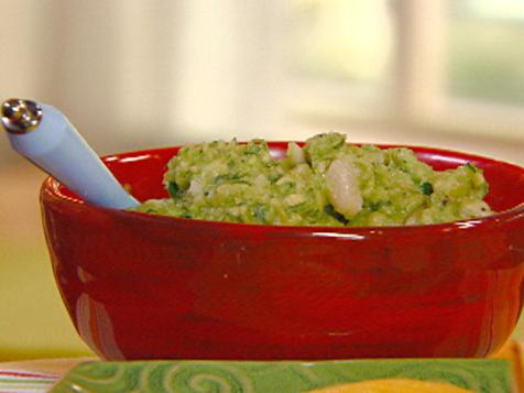 Chunky White Bean-Avocado Dip