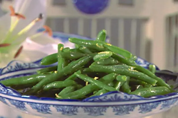 Lemony Haricots Verts Recipe | Sandra Lee | Food Network