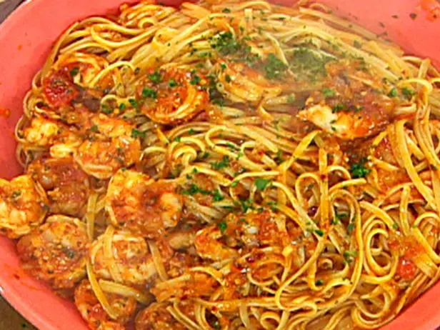 Shrimp and Linguine Fra Diavolo Recipe | Food Network