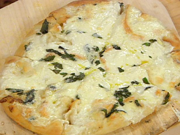 snyde Mægtig Pligt Traditional White Pizza Recipe | Food Network