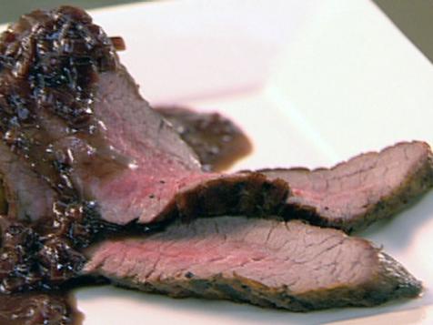 Grilled Flank Steak with Shallot and Red Wine Sauce