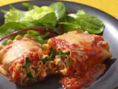 With meat, cheese and oodles of pasta, it’s no wonder this bad boy carries a hefty total of 1,000-plus calories per serving. But you can create a lasagna masterpiece that is leaner -- and here’s how.