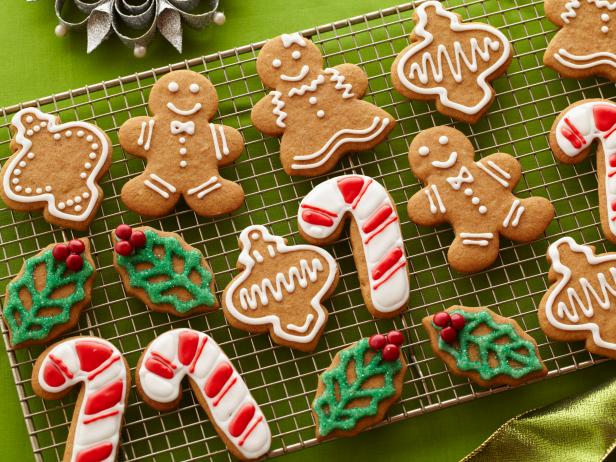 Gingerbread Cookies With Royal Icing Recipe Sandra Lee Food Network