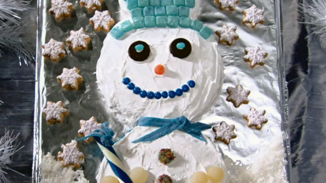 Sandra Lee's Snowman Cake