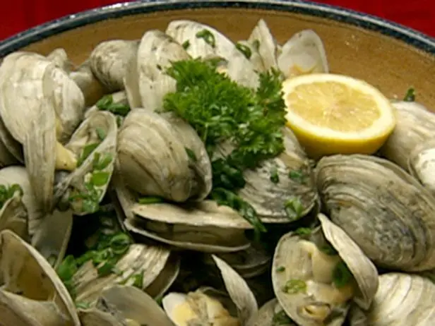 Steamed Clams with Fresh Mint Recipe | Robert Irvine | Food Network