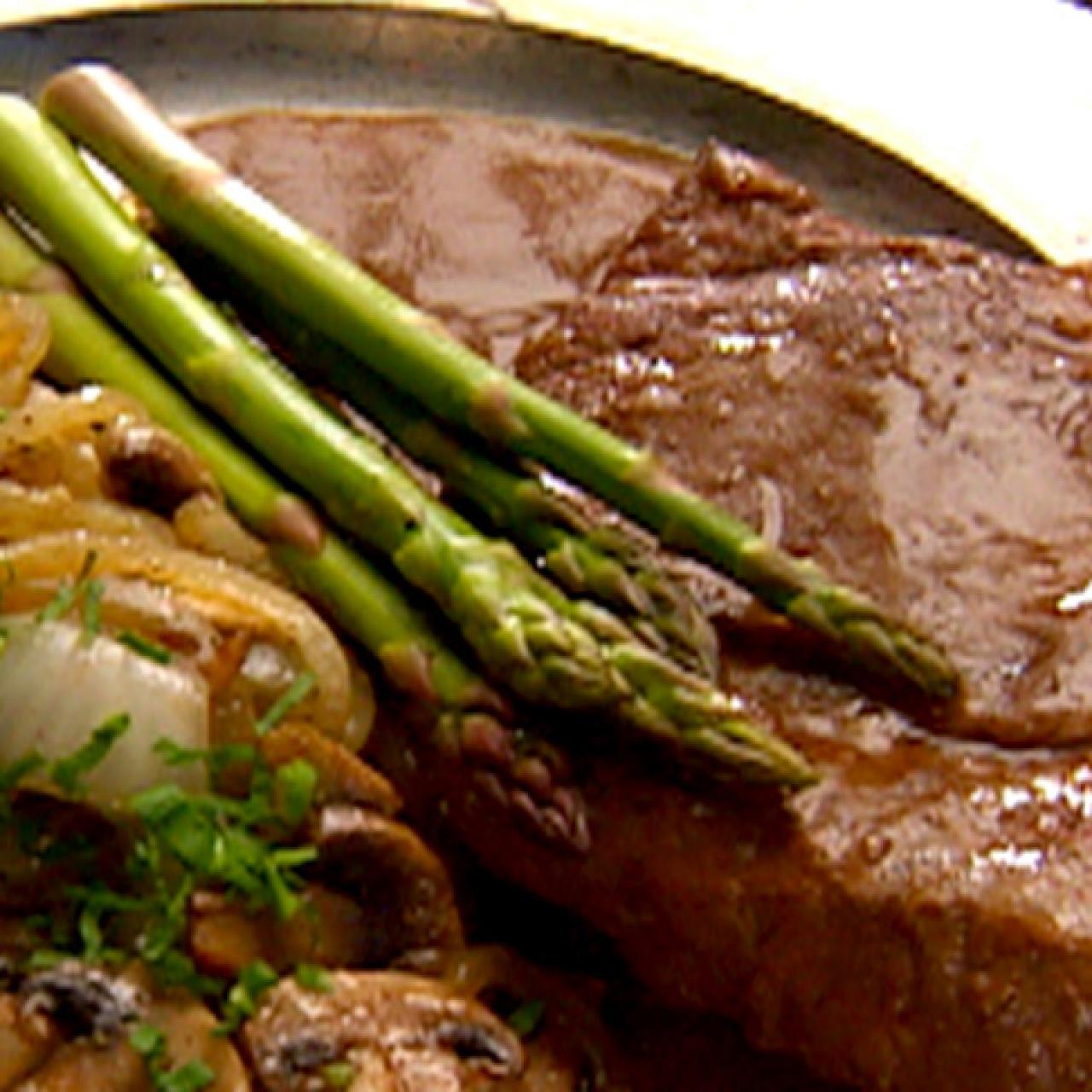 Rump Steaks Braised with Mushrooms and Onions and Porter Sauce