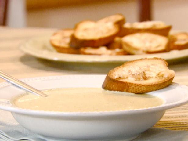 Cream of Broccoli Soup with Roasted Garlic Crostini