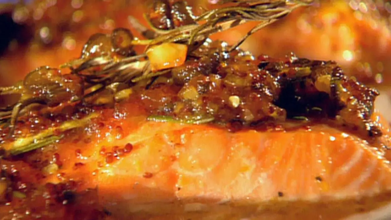 Johnny Garlic s Cedar Plank Salmon