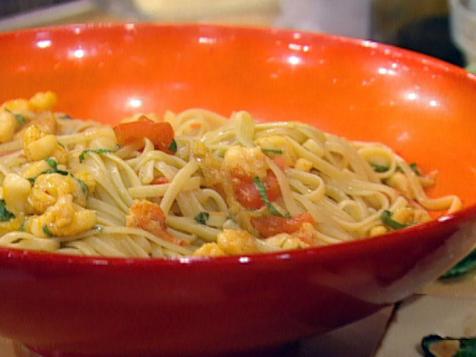 Linguini and Lobster Caribe
