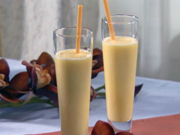 Peach Lassi Cocktail image