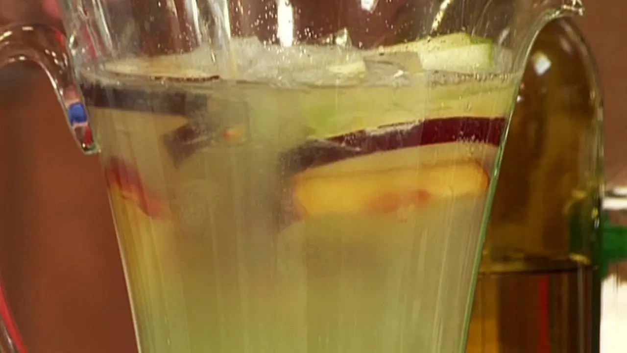 Guy's Silver Sangria Cocktail