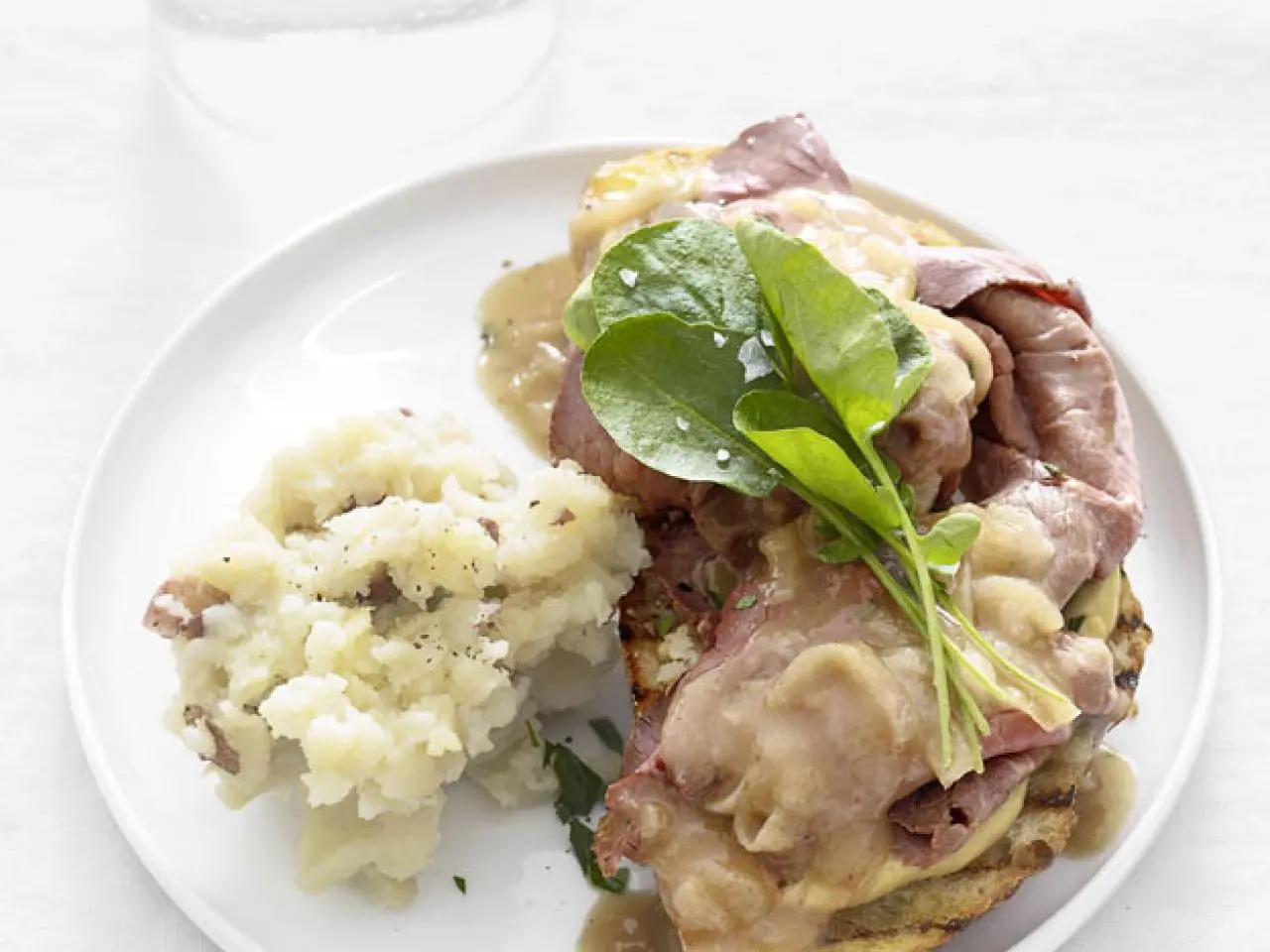 Hot Open-Face Roast Beef Sandwiches Recipe | Food Network