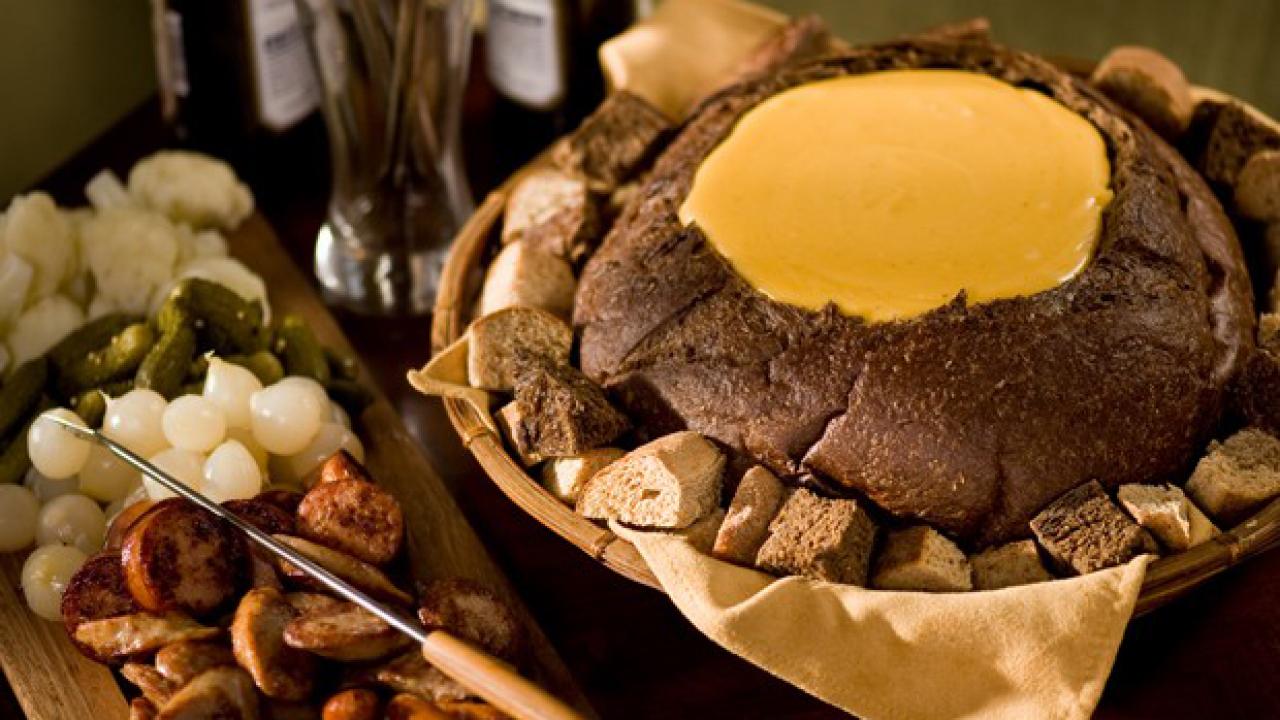 Cheddar and Beer Fondue