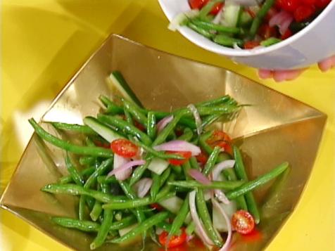 "Eat Your Vegetables!": Green Bean Salad with Red Onion and Tomato