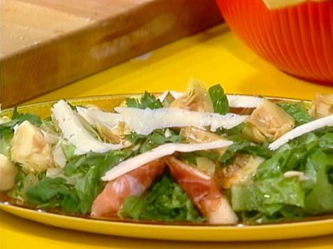 Heart-y Salad: Hearts of Romaine, Palm, and Artichoke
