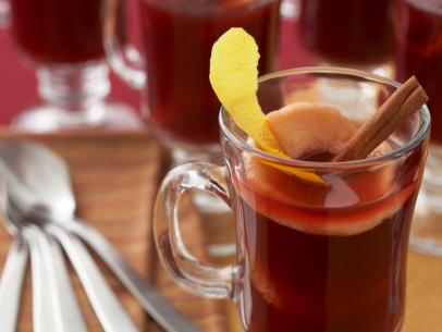 Winter Warmer Mulled Wine or Virgin Mulled Cider