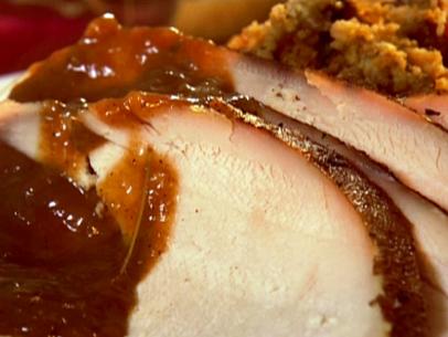 Smoked Turkey with BBQ Gravy. The NeelysNY-0310Down Home with the Neelys