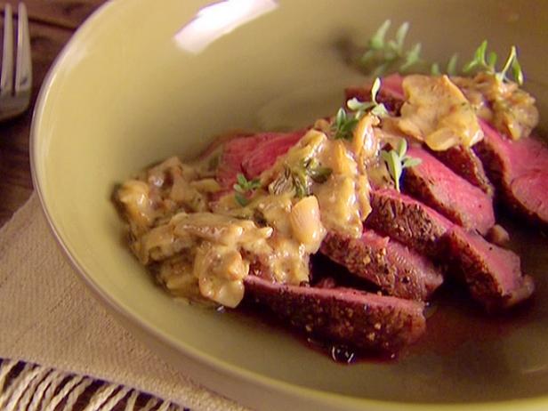 Petite Filet with Gorgonzola and Porcini Mushroom Sauce_image