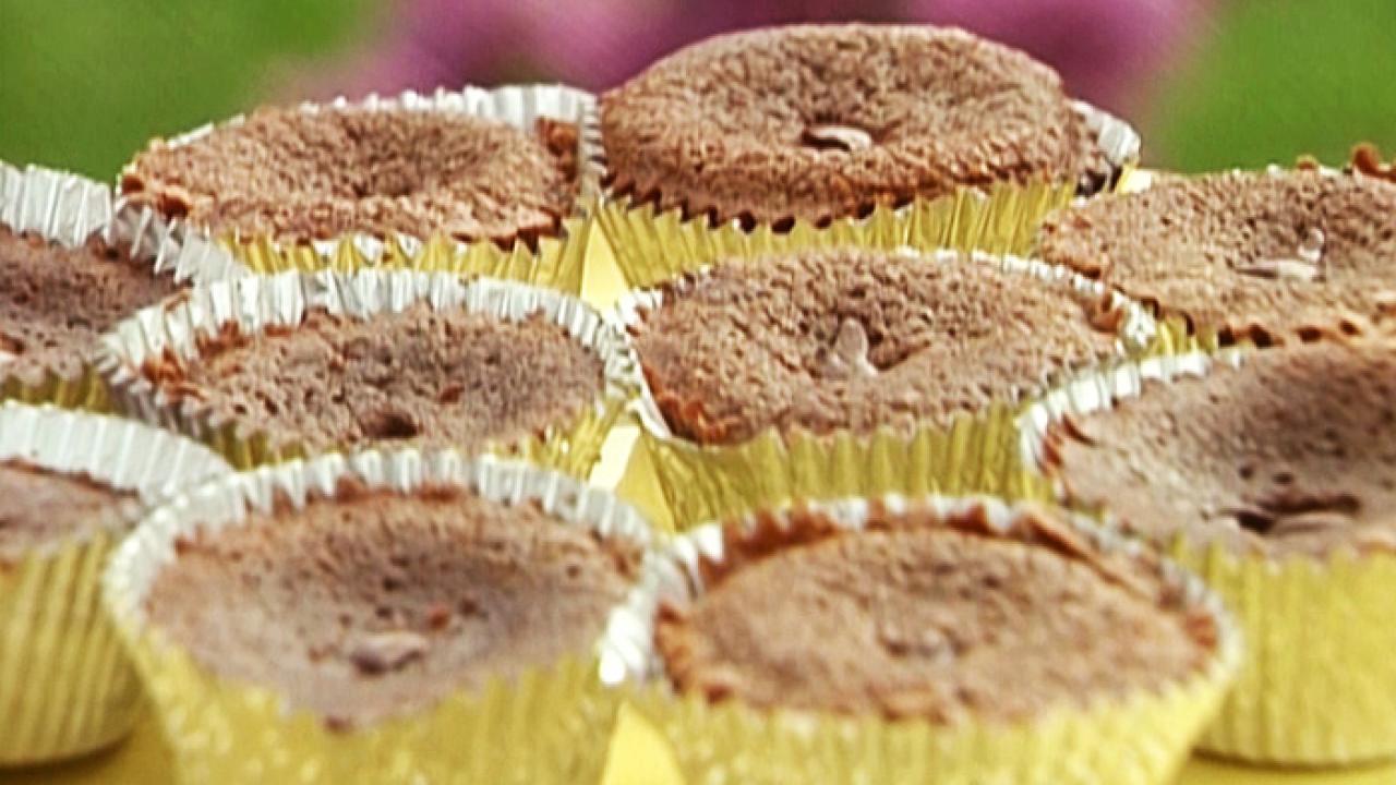 Gooiest Chocolate Cupcakes