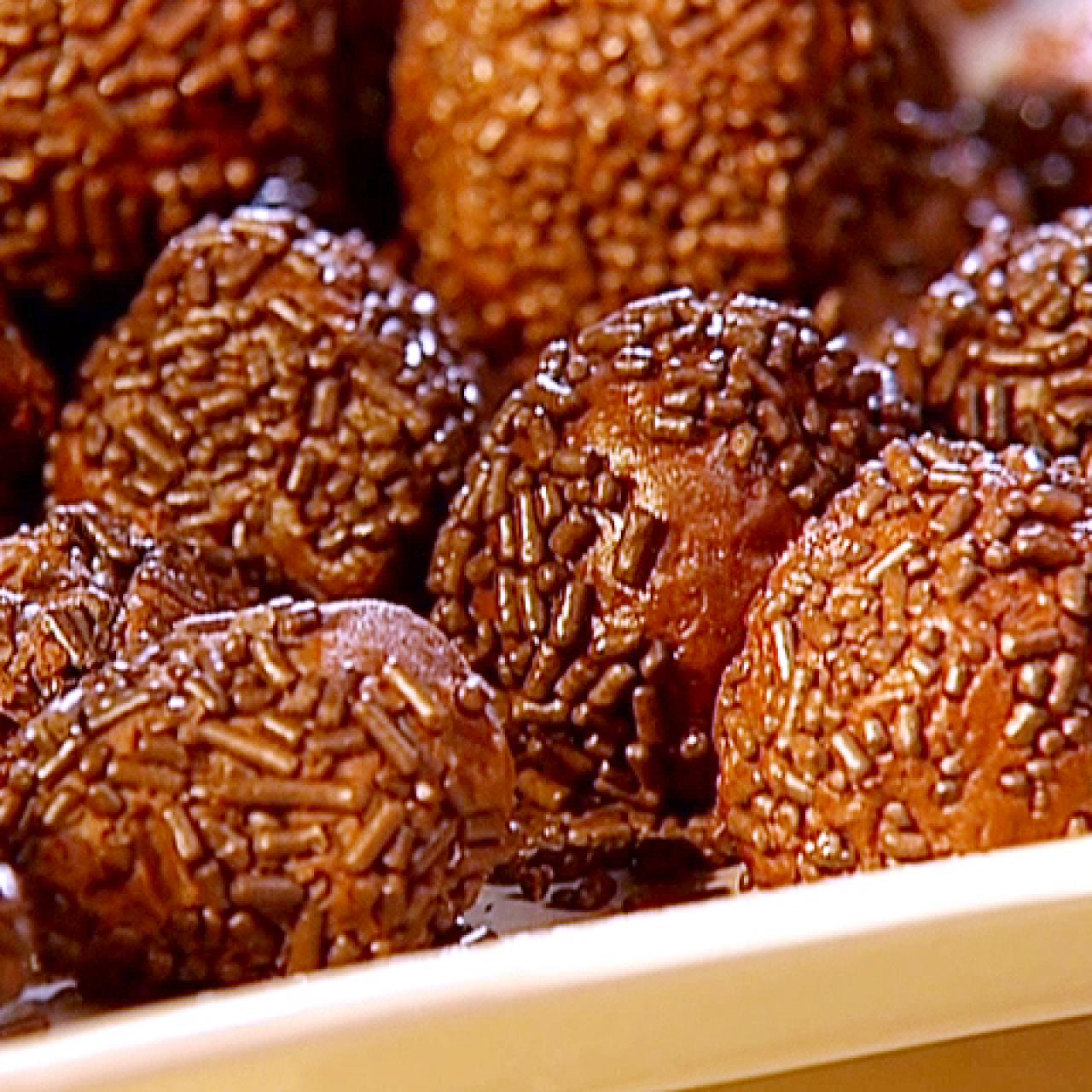 Rum balls made with whiskey - Chef Alina