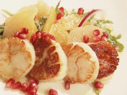 Seared Scallops with Citrus, Arugula and Pomegranate Salad. Anne BurrelleSecrets of a Restaurant ChefLR-0204