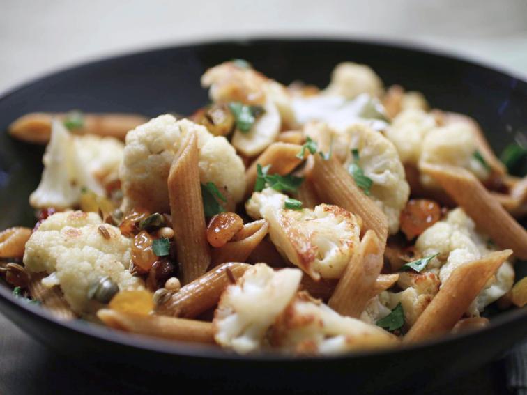 SicilianStyle Cauliflower with Whole Wheat Pasta Recipe Food Network