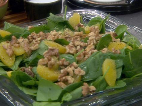 Spinach and Walnut Salad with Thyme Vinaigrette