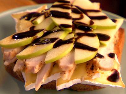 Chicken Sandwiches With Brie Shaved Granny Smith Apple And Dijon Balsamic Reduction On Toasted Challah Recipe Robin Miller Food Network