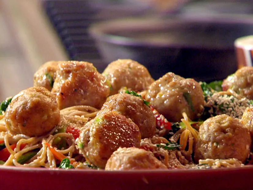 TM-1628
Chinese Spaghetti and Meatballs