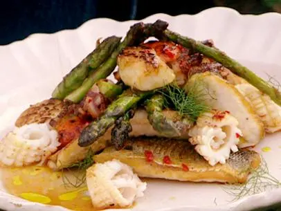 JH-0213
Pan Cooked Asparagus and Mixed Fish