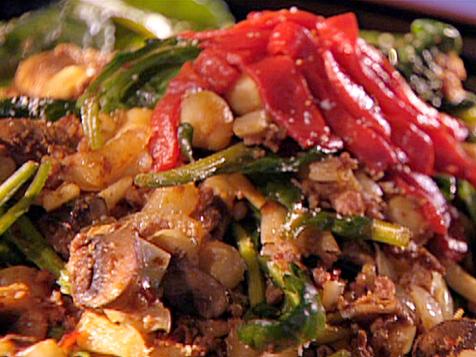 Chorizo, Spinach and Chickpea Saute