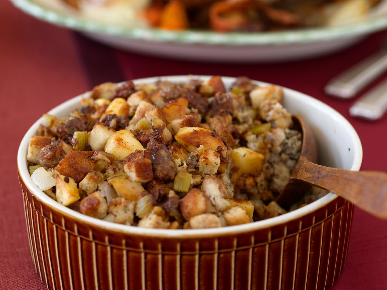 Classic Sausage Stuffing