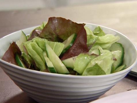 Simple Side Salad with Lemon-Honey Dressing
