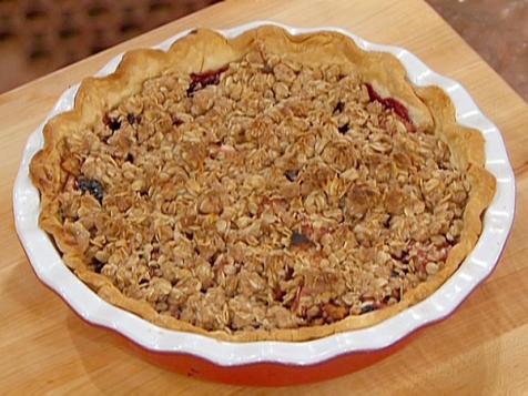 Apple and Cherry Pie with Oatmeal Crumble Topping