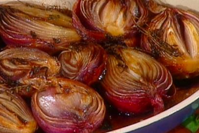 Roasted Red Onions with Butter, Honey, and Balsamic Vinegar