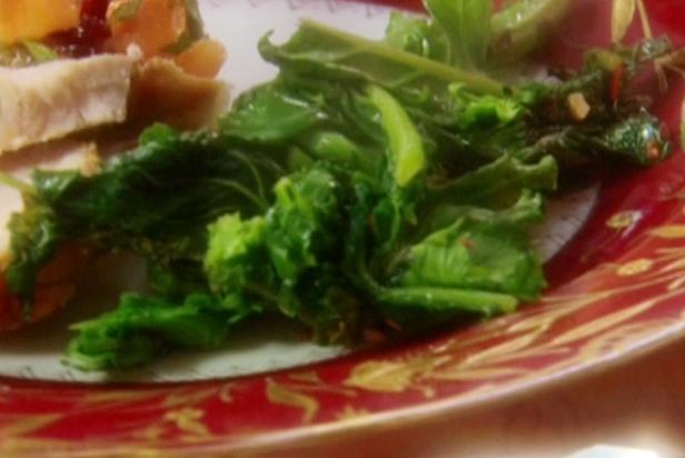 Sauteed Broccoli Rabe with Crushed Red Pepper image