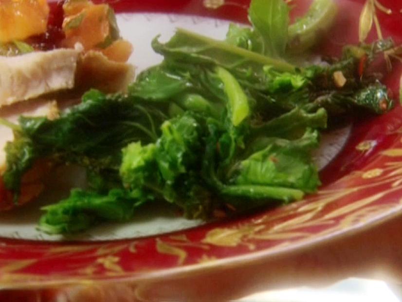 Sauteed Broccoli Rabe with Crushed Red Pepper. Robin Miller
Quick Fix Meals
RM-0107