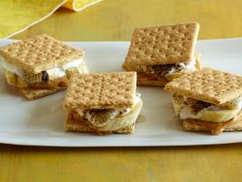 Grilled Banana S'Mores